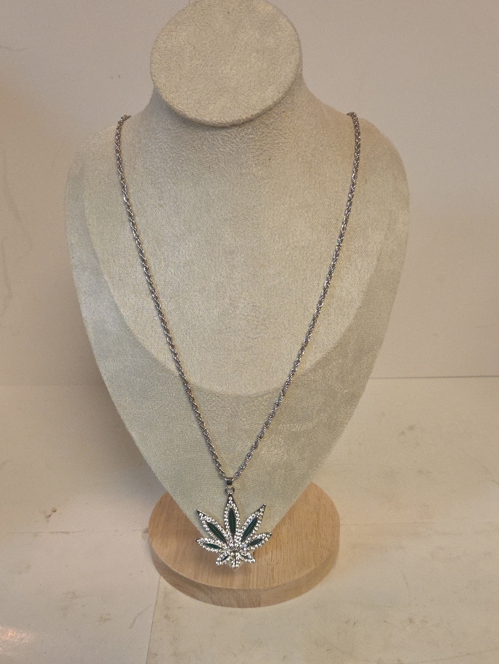 Unisex Gold Plated 7-Point Leaf Pendant Necklace Punk Hip Hop Twisted Rope Chain